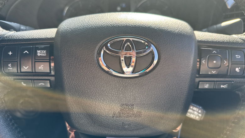 Toyota Hilux Diesel Invincible X D/Cab Pick Up 2.8 D-4D Auto